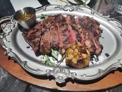 -LESCEDARS Brasserie Bistro香柏树