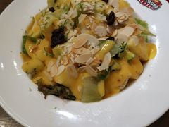 -拉亚汉堡经典餐厅(商城路店)