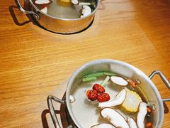 -呷哺呷哺(万达新世界店)