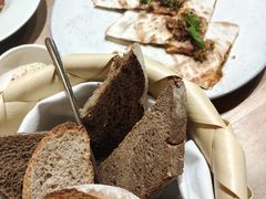 -LESCEDARS Brasserie Bistro香柏树