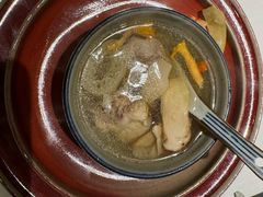 -泓0871臻选云南菜·味庄