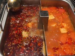-海底捞火锅鲜切牛肉主题店(长寿路店)