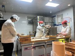 厨房操作间-金谷园饺子·烧烤(人大总店)