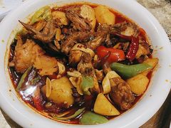 -迪拜杭州风味音乐餐厅(杭州首店 湖滨步行街店)