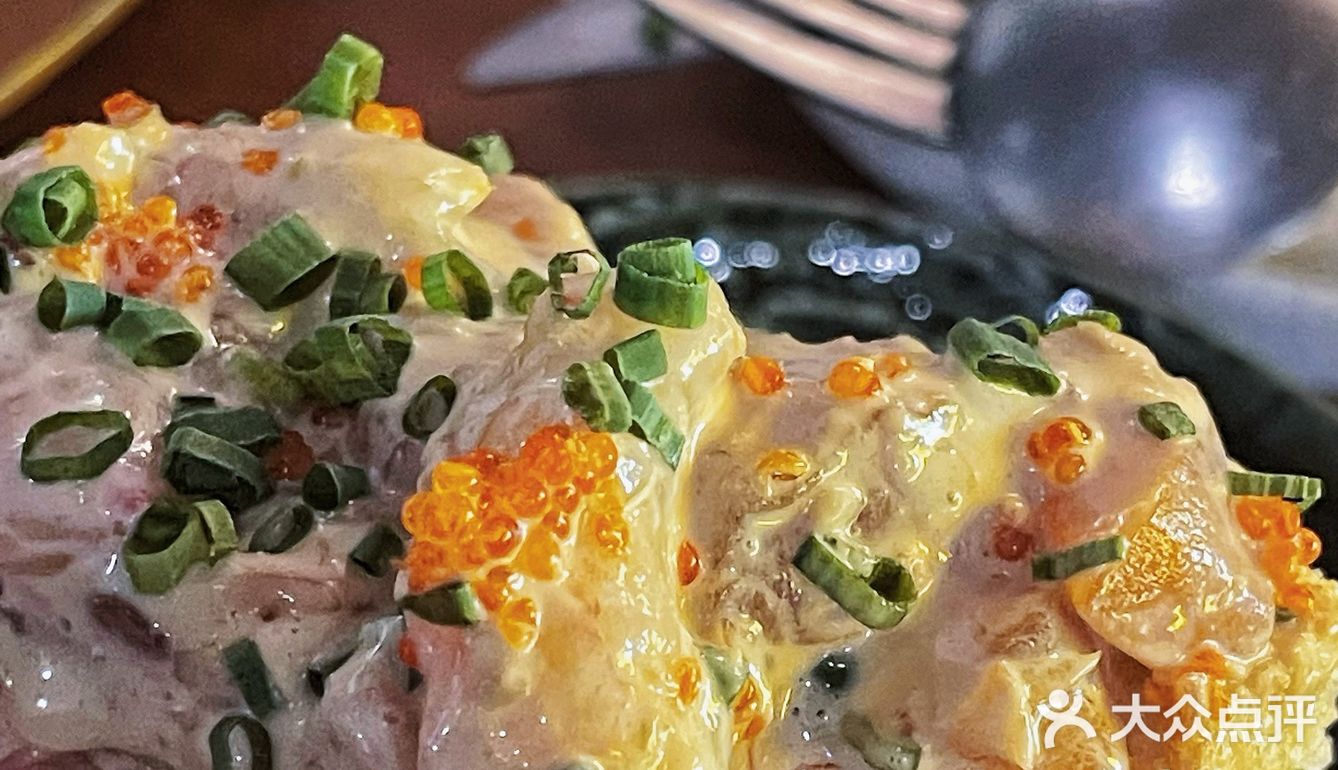 谁能拒绝上海这碗黑松露鹅肝和牛饭！值得n刷