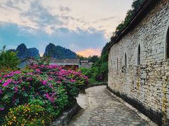 -高荡千年布依古寨旅游景区