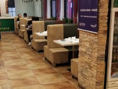 -闫府私房菜(经四路万达店)