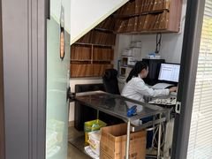 -瑞派天使宠物医院·神经外科·骨科·核磁(洛川中路店)