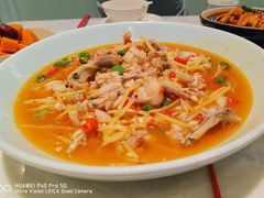 -孔雀云贵川·融合菜(长宁来福士店)