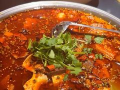 -麻六记(凤凰汇店)