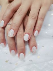 -吉吉靓甲美睫