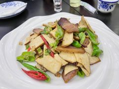 -老菜馆(滨江大道东段店)
