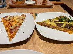 -必胜客(康华路店)