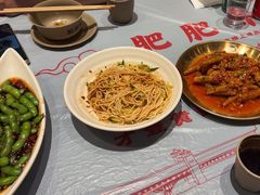 -肥肥虾庄·金牌油焖大虾(杨园滨江时代walk店)