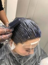 -MODEL'S HAIR