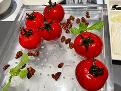 番茄脆菇沙拉-小大董·烤鸭(观景餐厅·南京西路店)