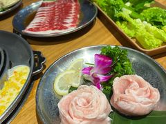 -青瓦炭韩潮烤肉(花园道店)