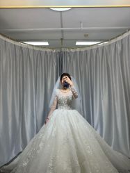 -莫小姐婚纱