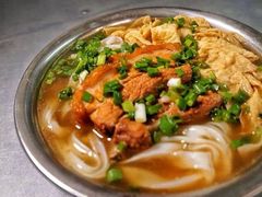 -肥佬良扣肉粉面店(梧州总店)