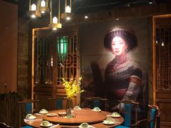 -老滇山寨•云南特色菜•地方菜•民族风情歌舞表演(金碧店)