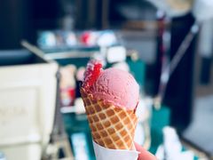 -上海半岛酒店·半岛精品店