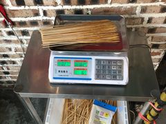 -马路边边串串香(涑河南街店)