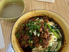 -张记奔吃小面