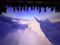 -翱翔飞越地平线