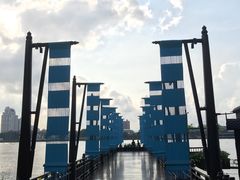 -阿瓦尼河滨曼谷酒店