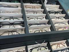 -Eziwish眼镜·蔡司授权店