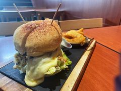 超厚芝士牛肉汉堡-魏斯理汉堡(西安沣东吾悦店)