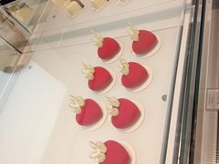 -罗红摄影艺术馆