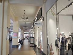 -王府井奥莱临潼小镇(临潼店)
