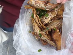 炸小鱼-大马弄蒋师傅美食酥鱼(察院前店)