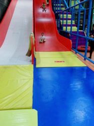 -蹦贝运动中心·蹦床·攀岩·闯关(龙岗店)