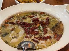-鱼亨小鲜酸菜鱼(大信店)