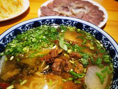 酸菜牛肉面-马艾萨牛肉面