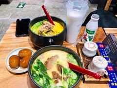 酸辣汤牛肉面-和府捞面(方庄店)