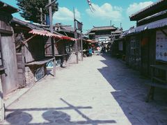 -清风小镇闯关东影视基地