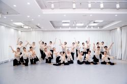 -深舞形体民族舞蹈工作室