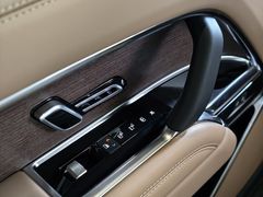 -上海伟杰·捷豹路虎4S店(闵行店)