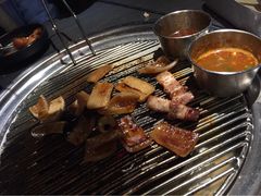 401烤肉店(弘大店)-401餐厅(弘大店)