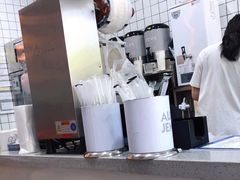 -沪上阿姨鲜果茶(新人民商场步行街店)