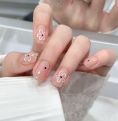 -悦指间美甲美睫