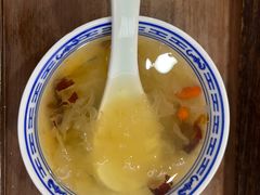 -蟹上黄·蟹黄面·江南糖水(人民广场店)