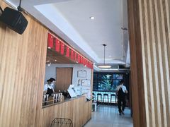 -花间茶(华侨城创意园店)