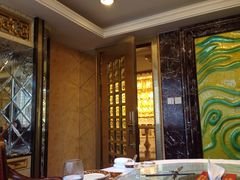 -万宝海鲜舫(劳动公园店)