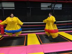 -嘿哟动霸CHUA·新潮玩运动娱乐中心·蹦床滑冰团建乐园