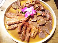 -三人行骨头王火锅(长寿店)