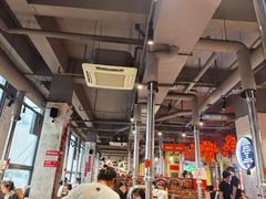 大堂-么肆烤肉·中式自助·烤肉大排档(街道口季佳PAI店)